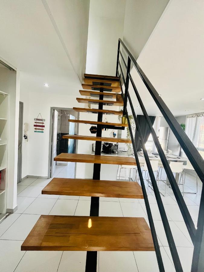 Superbe Duplex Design Neuf 2 Chambres, Climatise Tout Confort, Facile D,Acces Stationnement Gratuit مارسيليا المظهر الخارجي الصورة